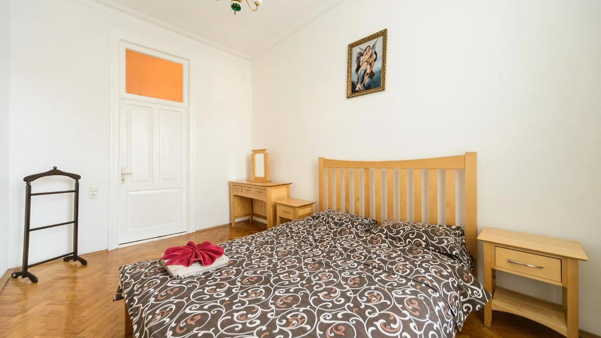 Apartment Near Arena City contacts